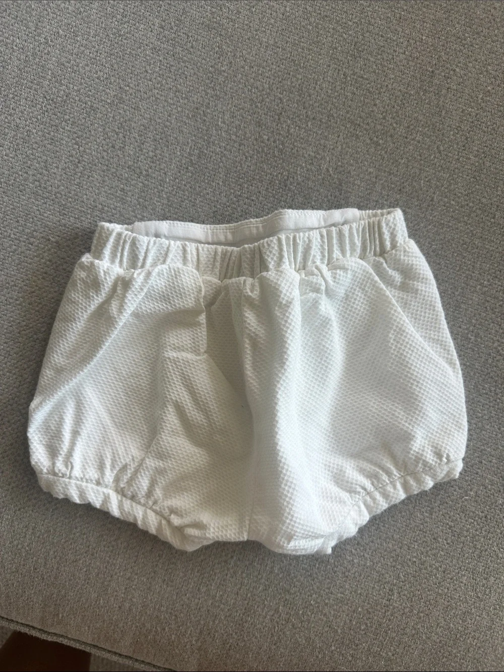 Jacadi White Textured Baby Girl Bloomers / shorts 6m